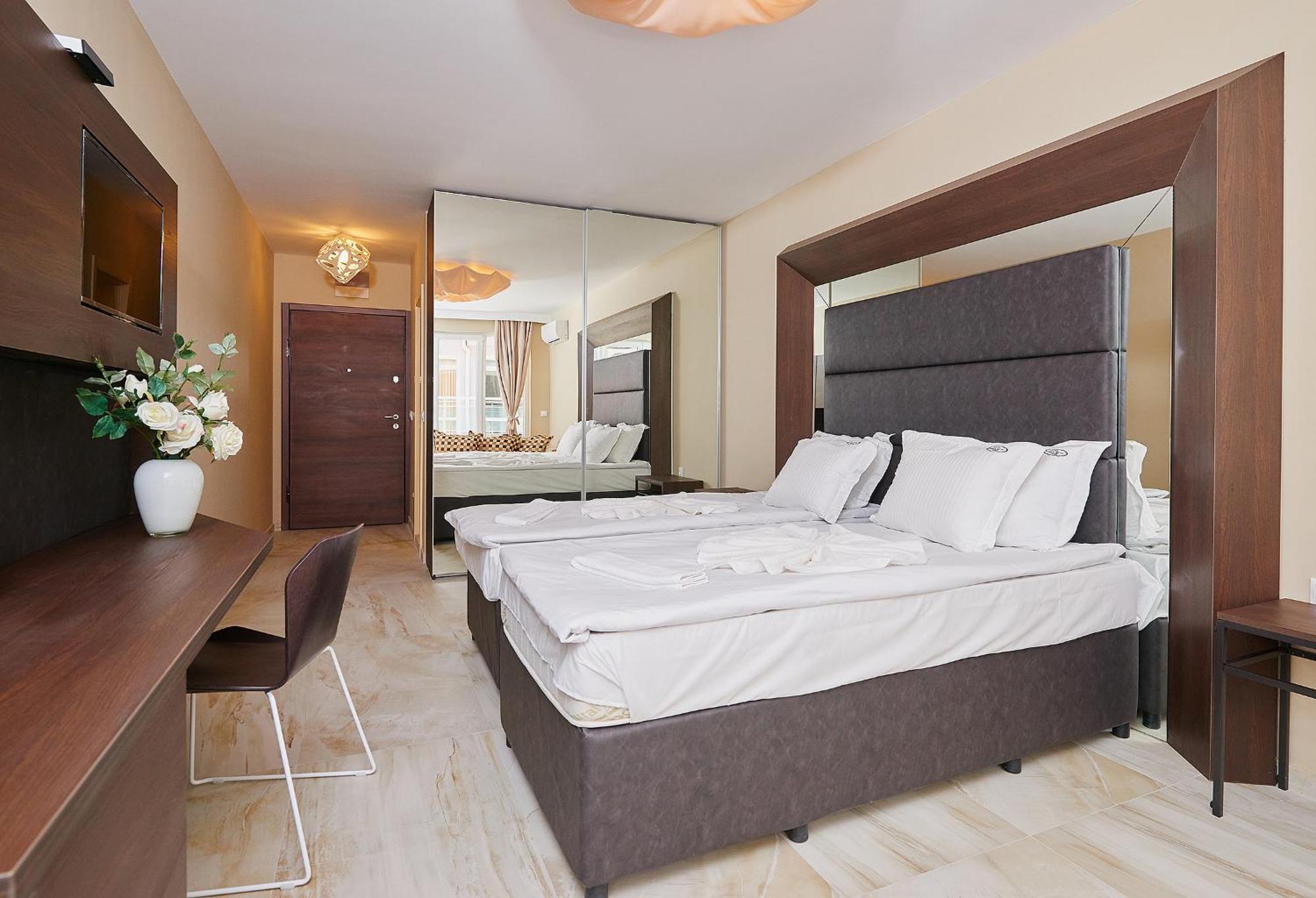 Botabara Del Mar Boutique Aparthotel Pomorie Phòng bức ảnh
